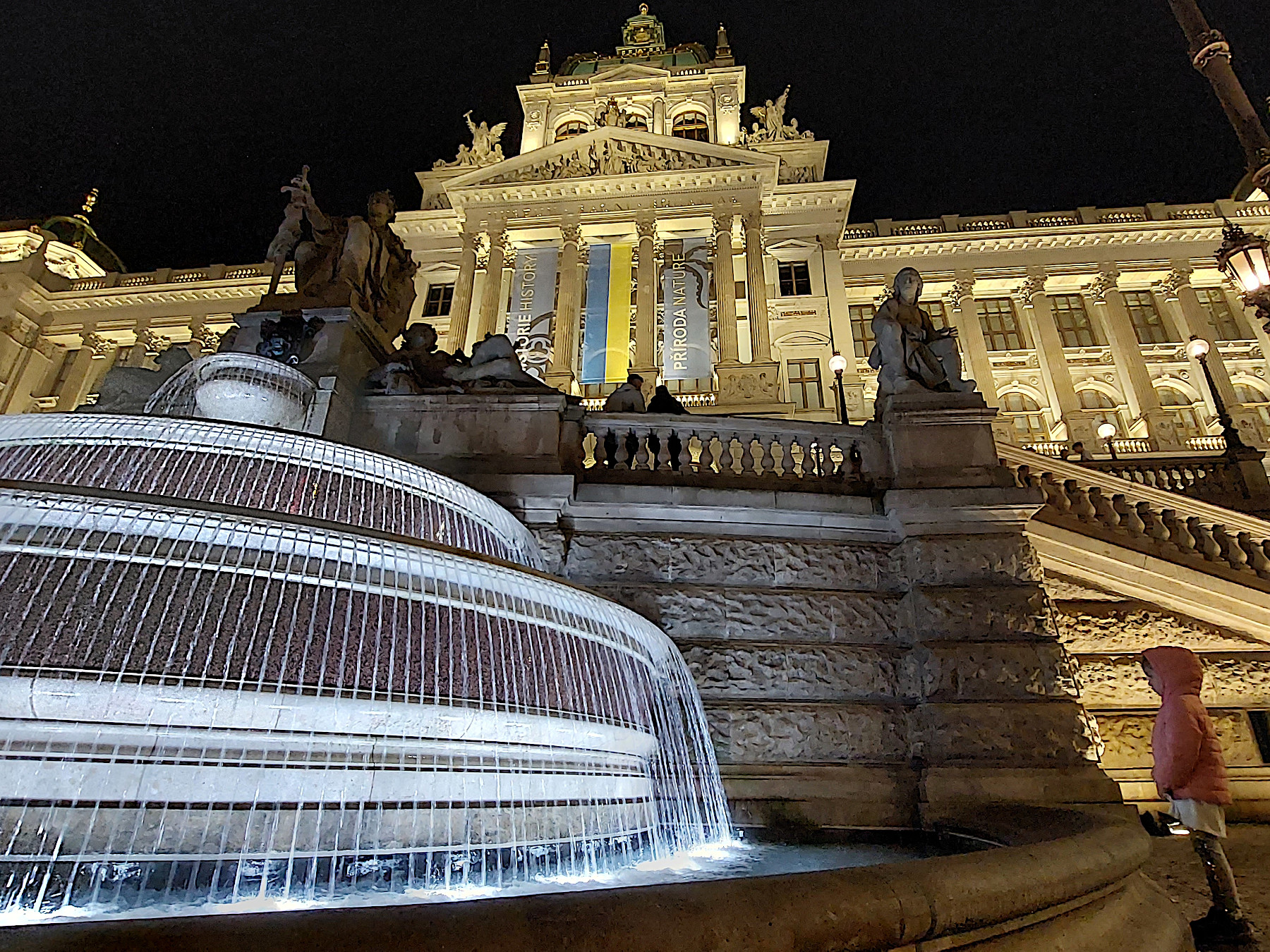 N�RODN� MUZEUM - PRAHA NOV� M�STO