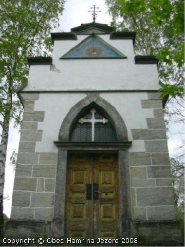 Kaple sv. Panny Marie Pomocnice Kesan na Kovm vrchu nad obc Hamr na Jezee